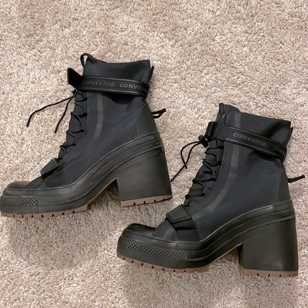 Converse All Star GR82 Heeled Boot Size 9.5